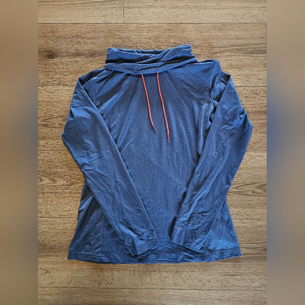 Columbia Blue Long Sleeve Top with Red Drawstrings, Size Medium